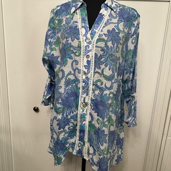 Ruby Rd. Floral Button-Up Blouse - Picture 2 of 6